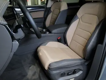 VW Touareg 3.0TDI Elegance Luft RKam AHK Pano