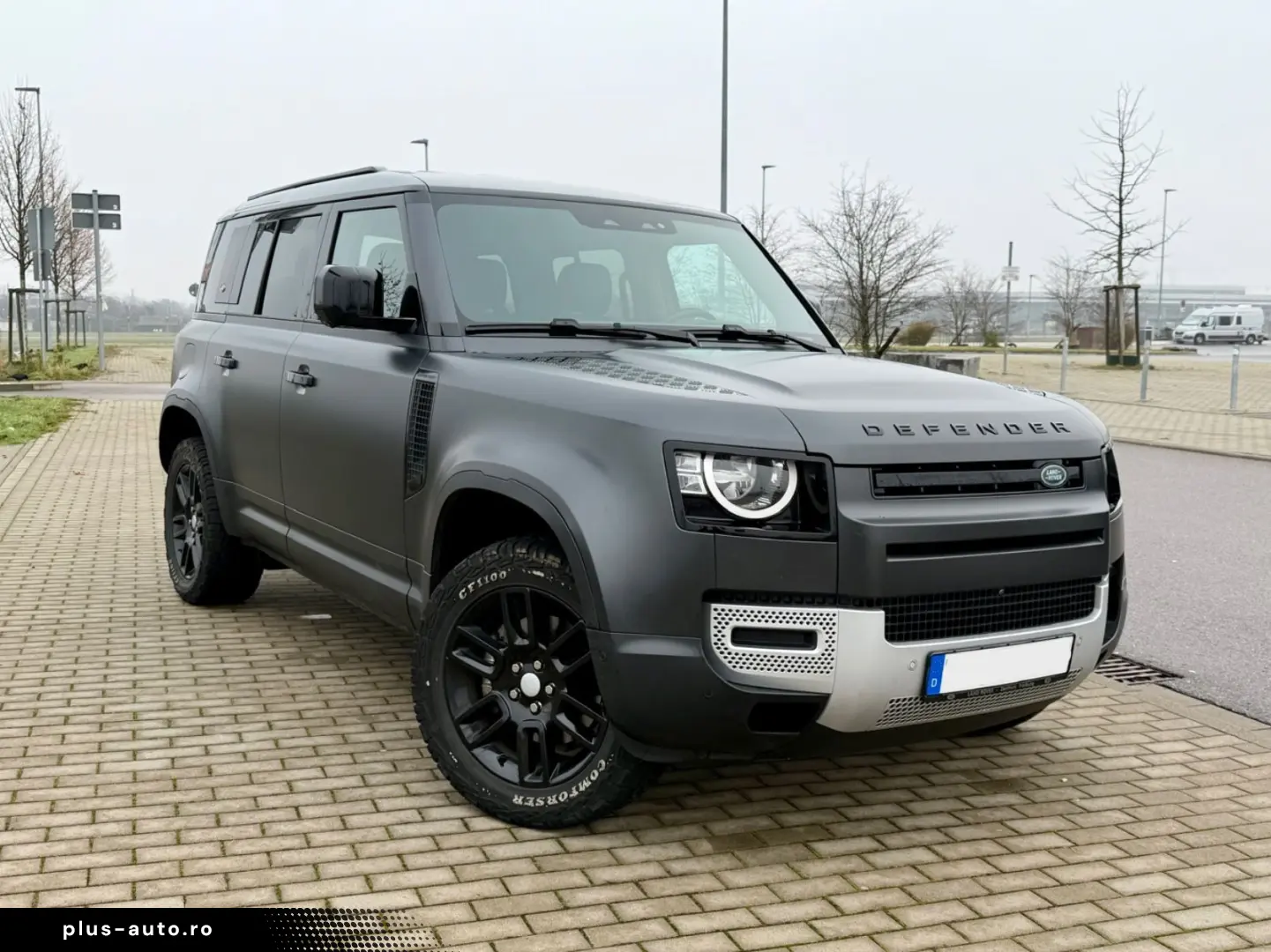 LAND ROVER Defender 110 S  AHK  Luftfahrwerk 360  Black P.