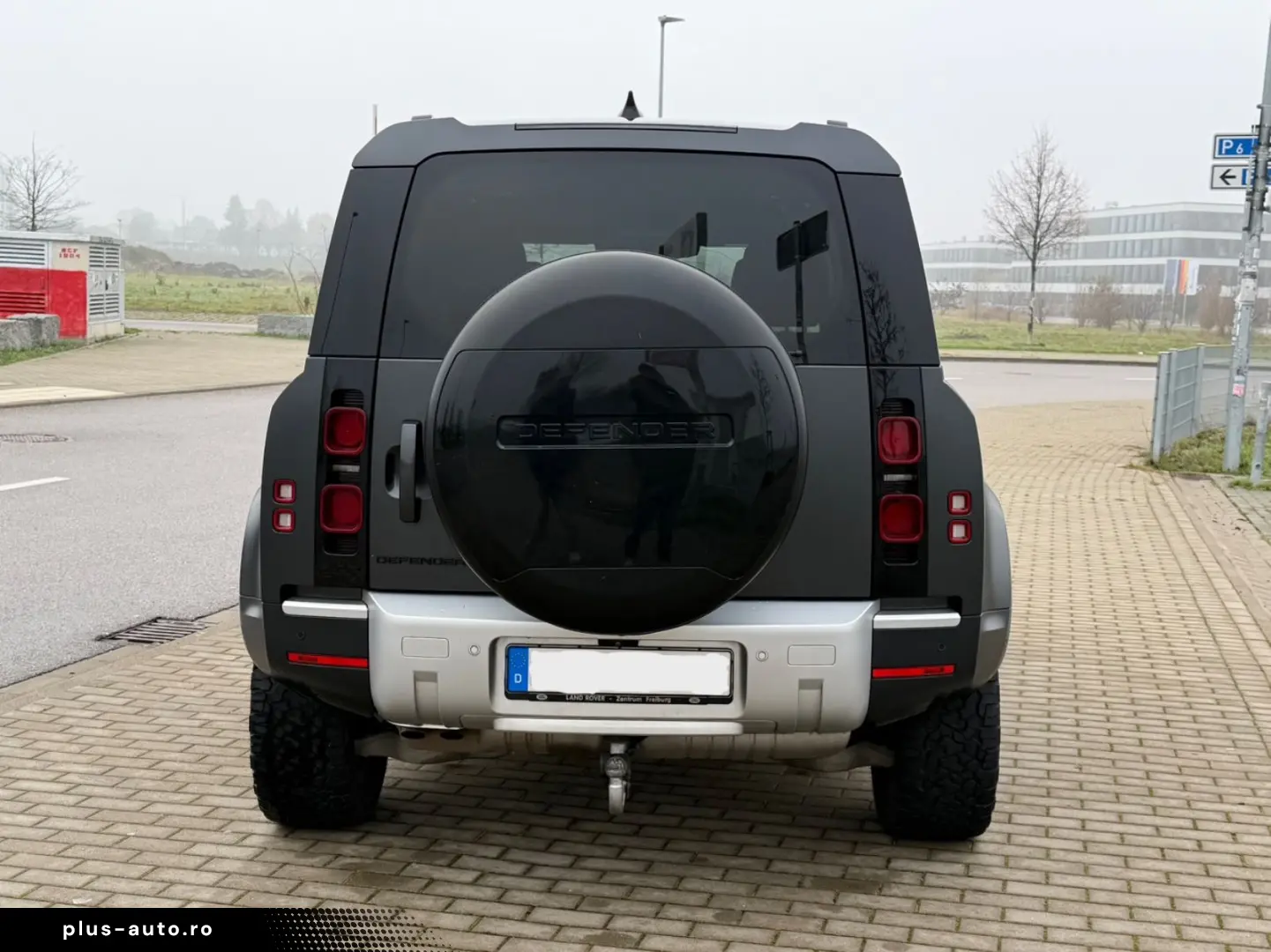 LAND ROVER Defender 110 S  AHK  Luftfahrwerk 360  Black P.