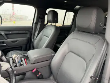 LAND ROVER Defender 110 S  AHK  Luftfahrwerk 360  Black P.