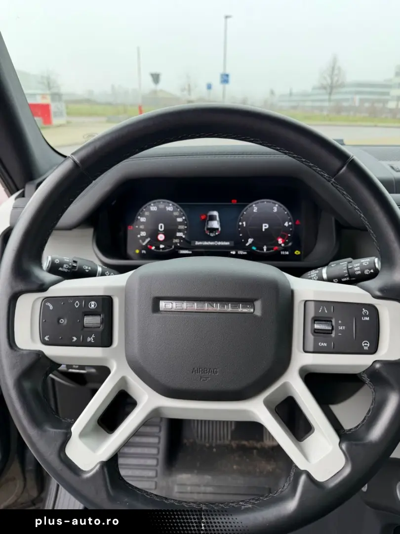 LAND ROVER Defender 110 S  AHK  Luftfahrwerk 360  Black P.