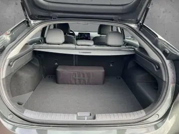 HYUNDAI IONIQ FL 1.6 GDi PHEV