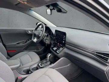 HYUNDAI IONIQ FL 1.6 GDi PHEV