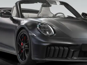 PORSCHE 911 Carrera GTS Cabrio   Matt PPF
