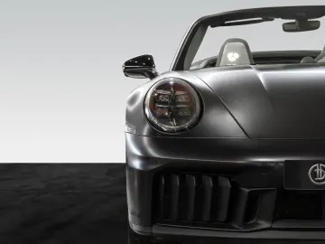 PORSCHE 911 Carrera GTS Cabrio   Matt PPF