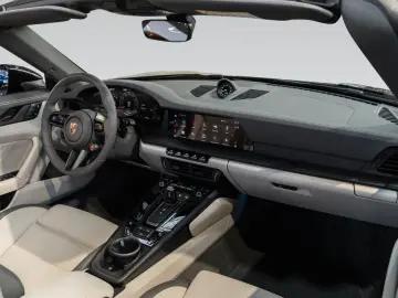 PORSCHE 911 Carrera GTS Cabrio   Matt PPF