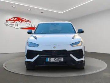 LAMBORGHINI URUS S  4.0 V8  AKRAPOVIC  PANO  MASSAGE  B&O