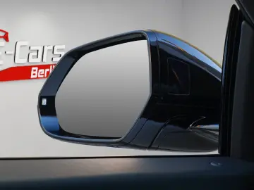 LAMBORGHINI URUS S  4.0 V8  AKRAPOVIC  PANO  MASSAGE  B&O