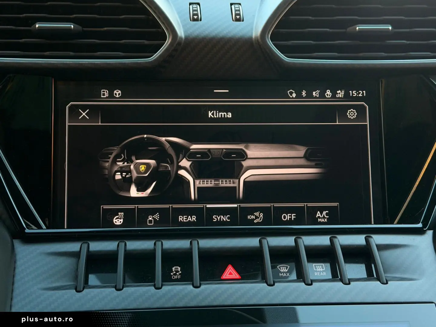 LAMBORGHINI URUS S  4.0 V8  AKRAPOVIC  PANO  MASSAGE  B&O