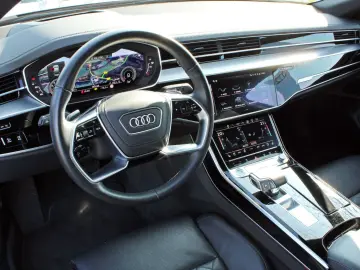 AUDI A8 Lang 55TFSI S LINE BLACK PANO HUD STHZG B&O