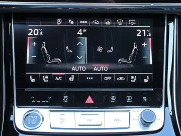 AUDI A8 Lang 55TFSI S LINE BLACK PANO HUD STHZG B&O