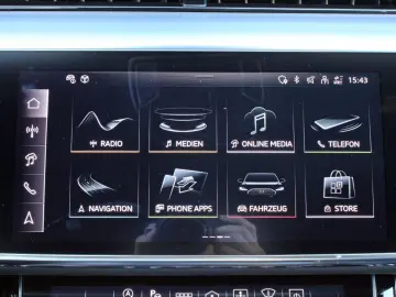 AUDI A8 Lang 55TFSI S LINE BLACK PANO HUD STHZG B&O