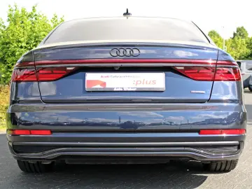 AUDI A8 Lang 55TFSI S LINE BLACK PANO HUD STHZG B&O