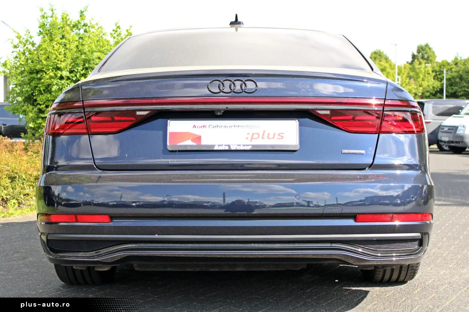 AUDI A8 Lang 55TFSI S LINE BLACK PANO HUD STHZG B&O