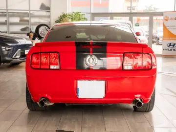Ford Mustang 4.0 V6 12v Automat