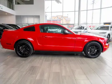 Ford Mustang 4.0 V6 12v Automat