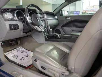 Ford Mustang 4.0 V6 12v Automat