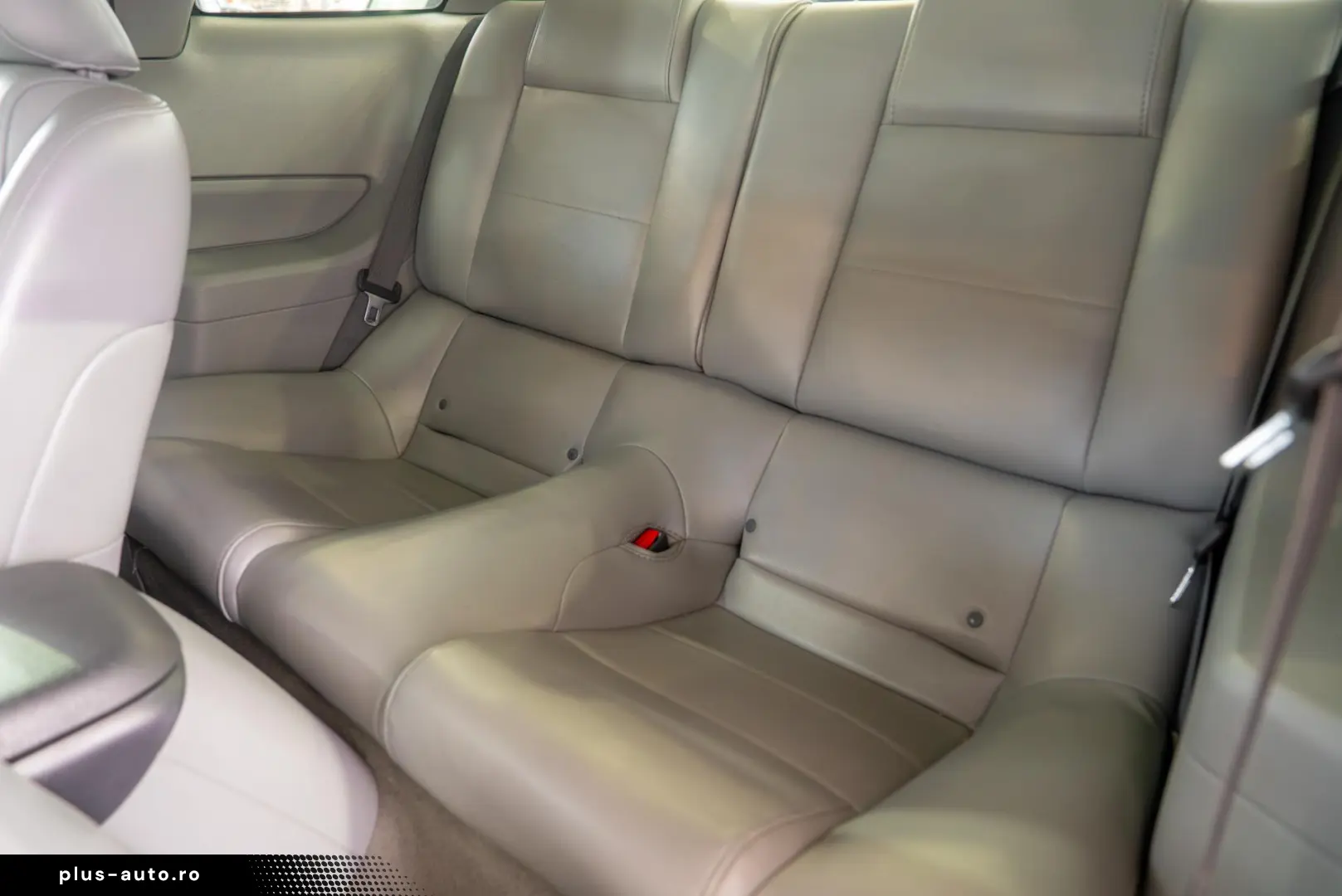 Ford Mustang 4.0 V6 12v Automat