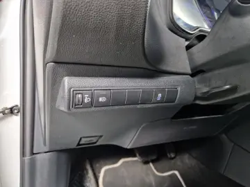 TOYOTA COROLLA DYNAMIC E-CVT 1.8i HYBRID 98CP 2020