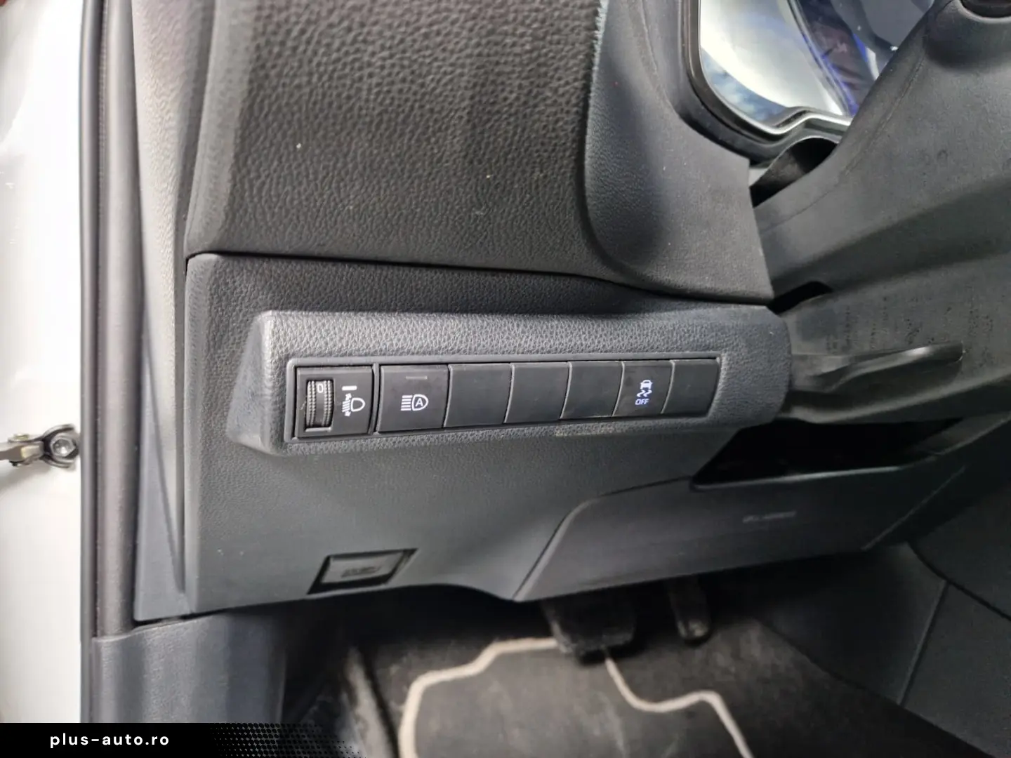 TOYOTA COROLLA DYNAMIC E-CVT 1.8i HYBRID 98CP 2020