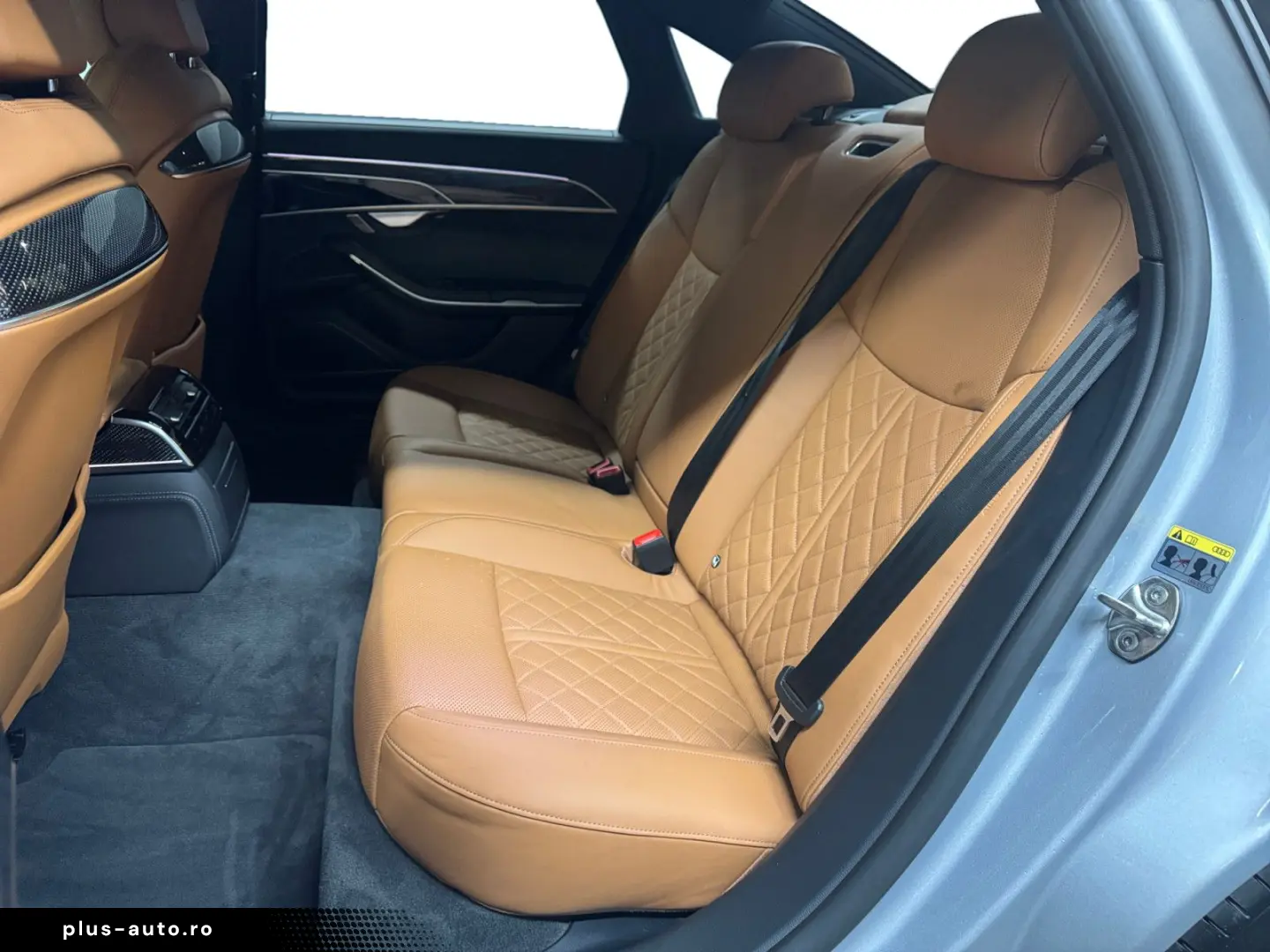 AUDI A8 50 TDI quattro S line AIR Digital Matrix Lede