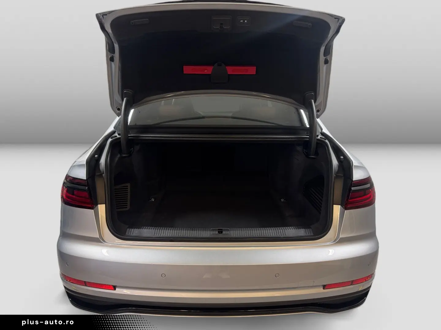 AUDI A8 50 TDI quattro S line AIR Digital Matrix Lede