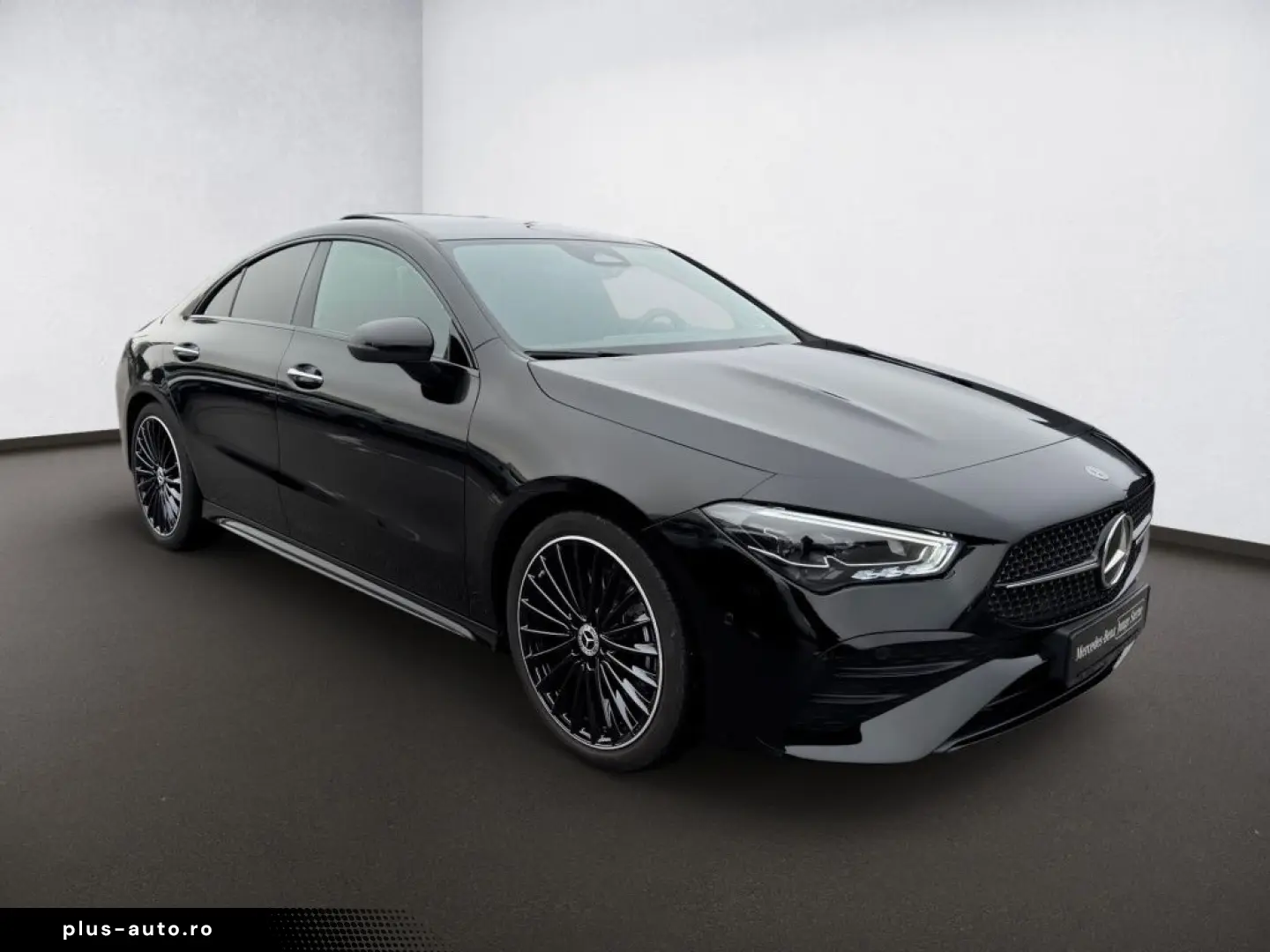 MERCEDES-BENZ CLA 200 Coupé AMG Night Pano AHK Burm DISTR 19