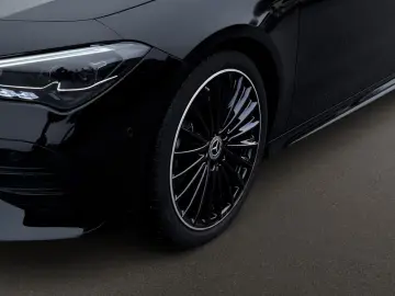 MERCEDES-BENZ CLA 200 Coupé AMG Night Pano AHK Burm DISTR 19