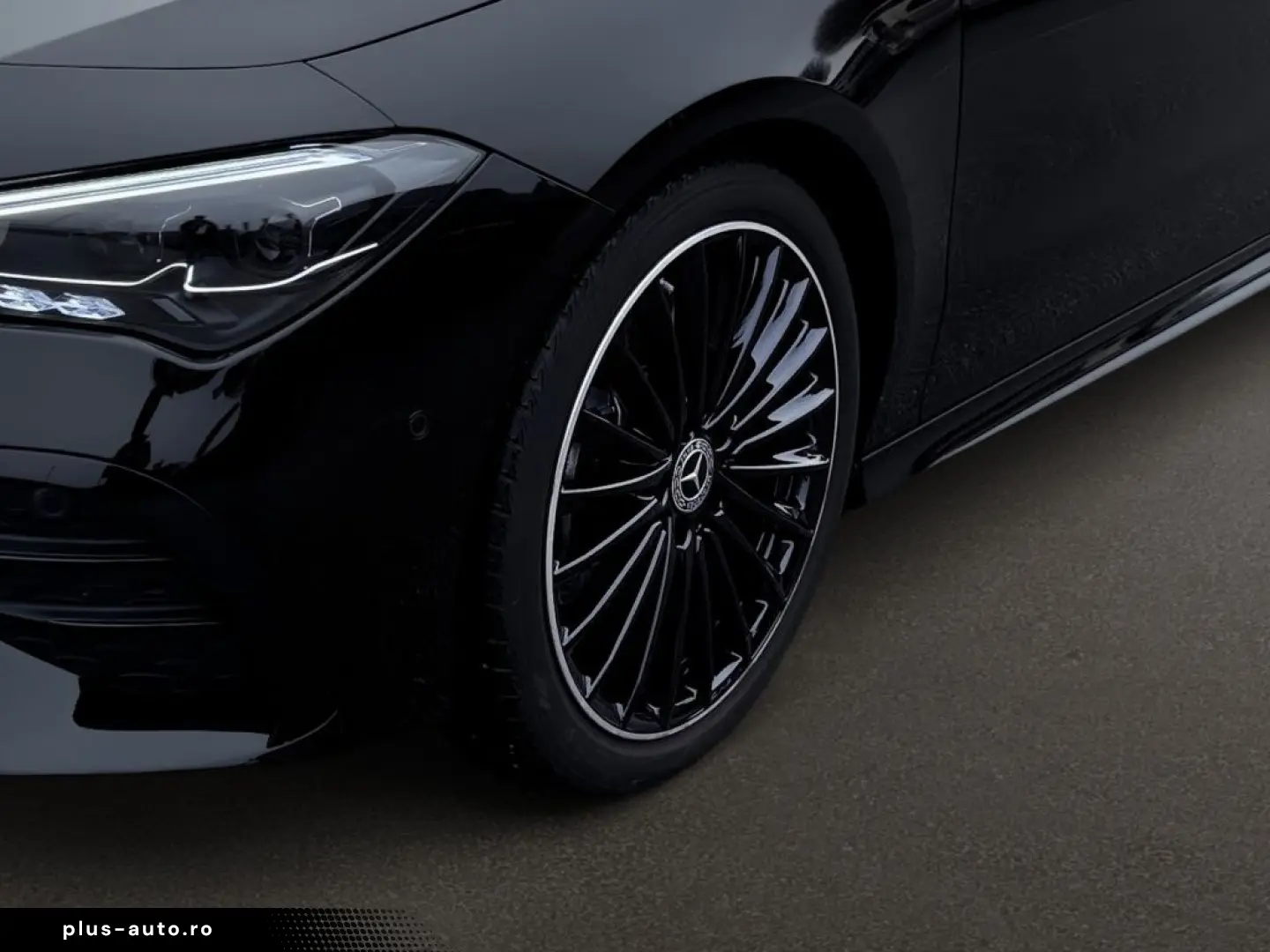 MERCEDES-BENZ CLA 200 Coupé AMG Night Pano AHK Burm DISTR 19