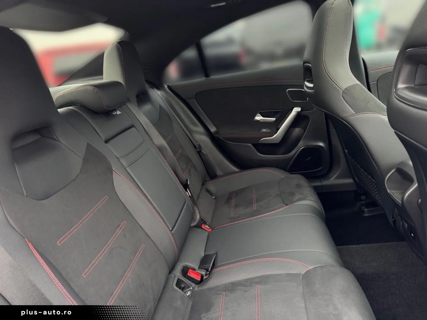 MERCEDES-BENZ CLA 200 Coupé AMG Night Pano AHK Burm DISTR 19