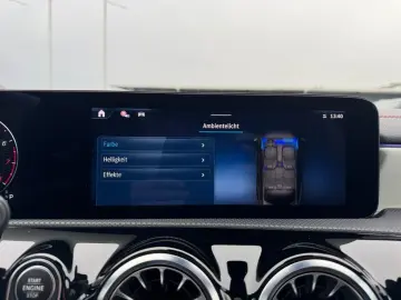 MERCEDES-BENZ CLA 200 Coupé AMG Night Pano AHK Burm DISTR 19