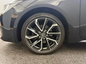 TOYOTA Corolla Touring Sports Hybrid