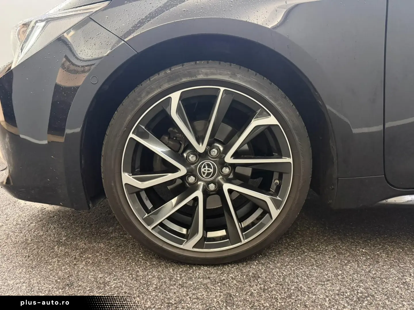 TOYOTA Corolla Touring Sports Hybrid