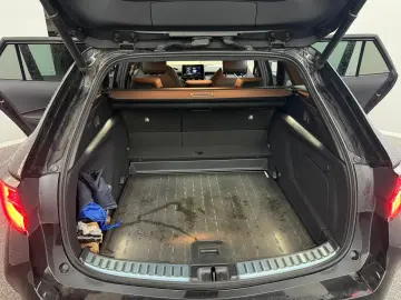 TOYOTA Corolla Touring Sports Hybrid