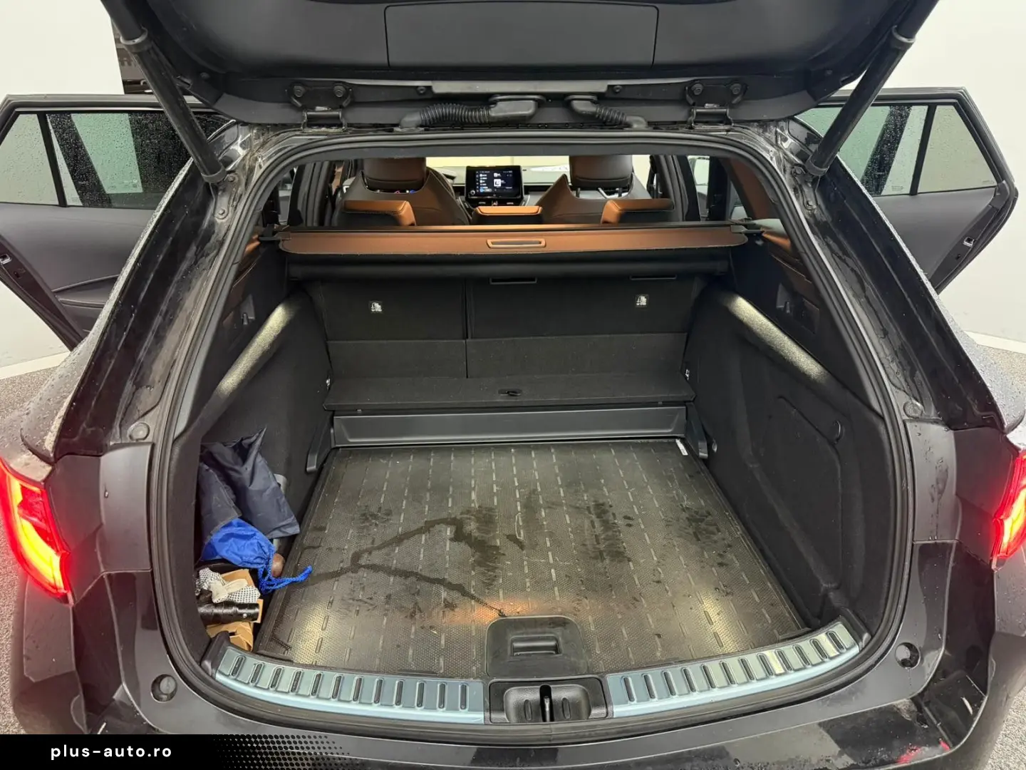 TOYOTA Corolla Touring Sports Hybrid