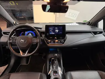 TOYOTA Corolla Touring Sports Hybrid