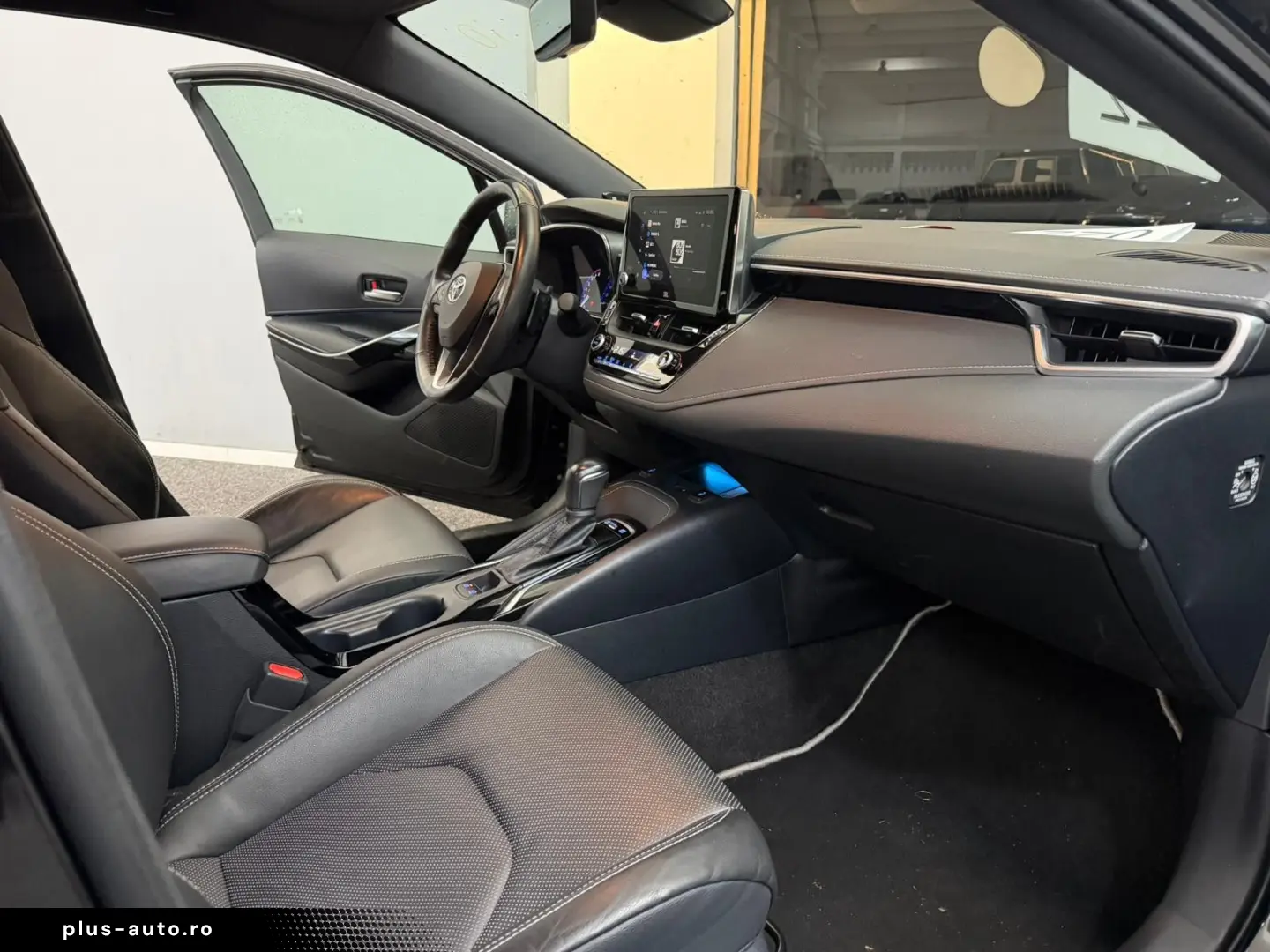 TOYOTA Corolla Touring Sports Hybrid