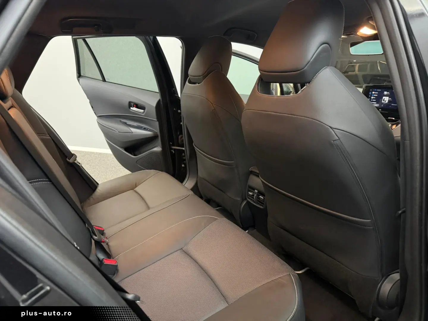 TOYOTA Corolla Touring Sports Hybrid