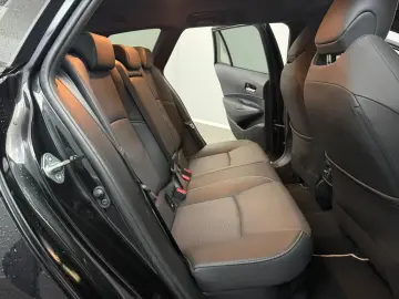 TOYOTA Corolla Touring Sports Hybrid