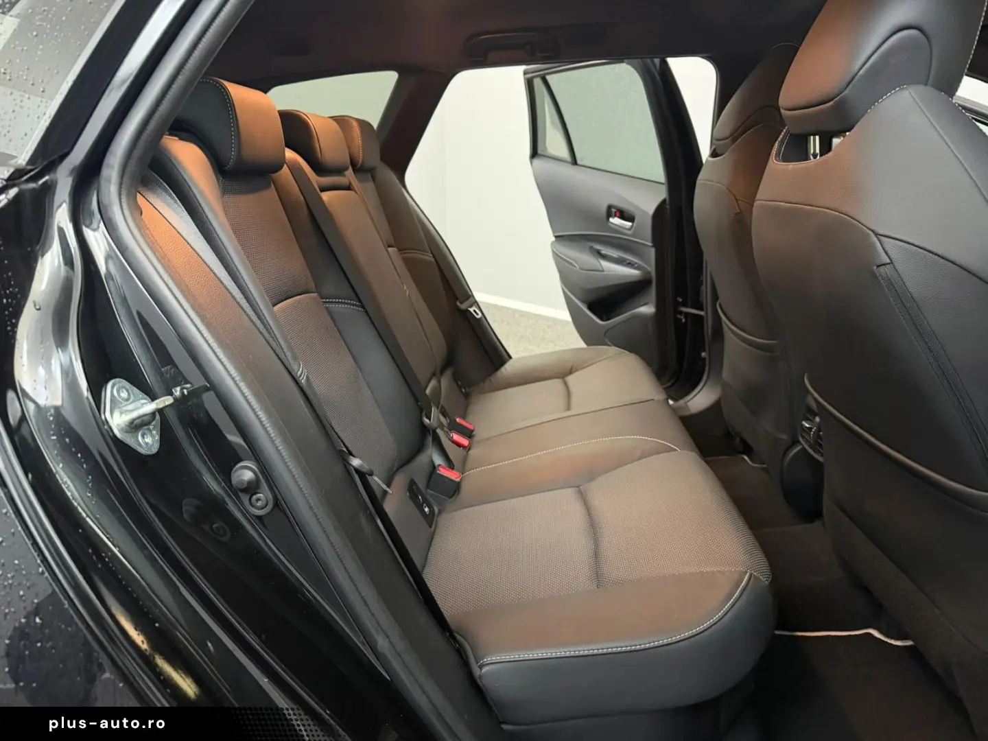 TOYOTA Corolla Touring Sports Hybrid