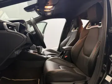 TOYOTA Corolla Touring Sports Hybrid