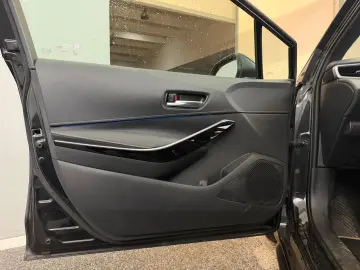 TOYOTA Corolla Touring Sports Hybrid