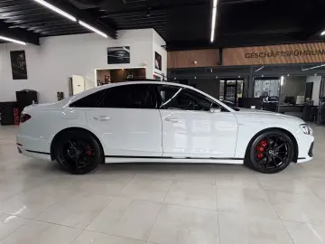 AUDI A8 50 TDI quattro S-Line PANO OLED B&O HD MATRI
