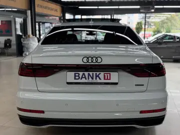 AUDI A8 50 TDI quattro S-Line PANO OLED B&O HD MATRI