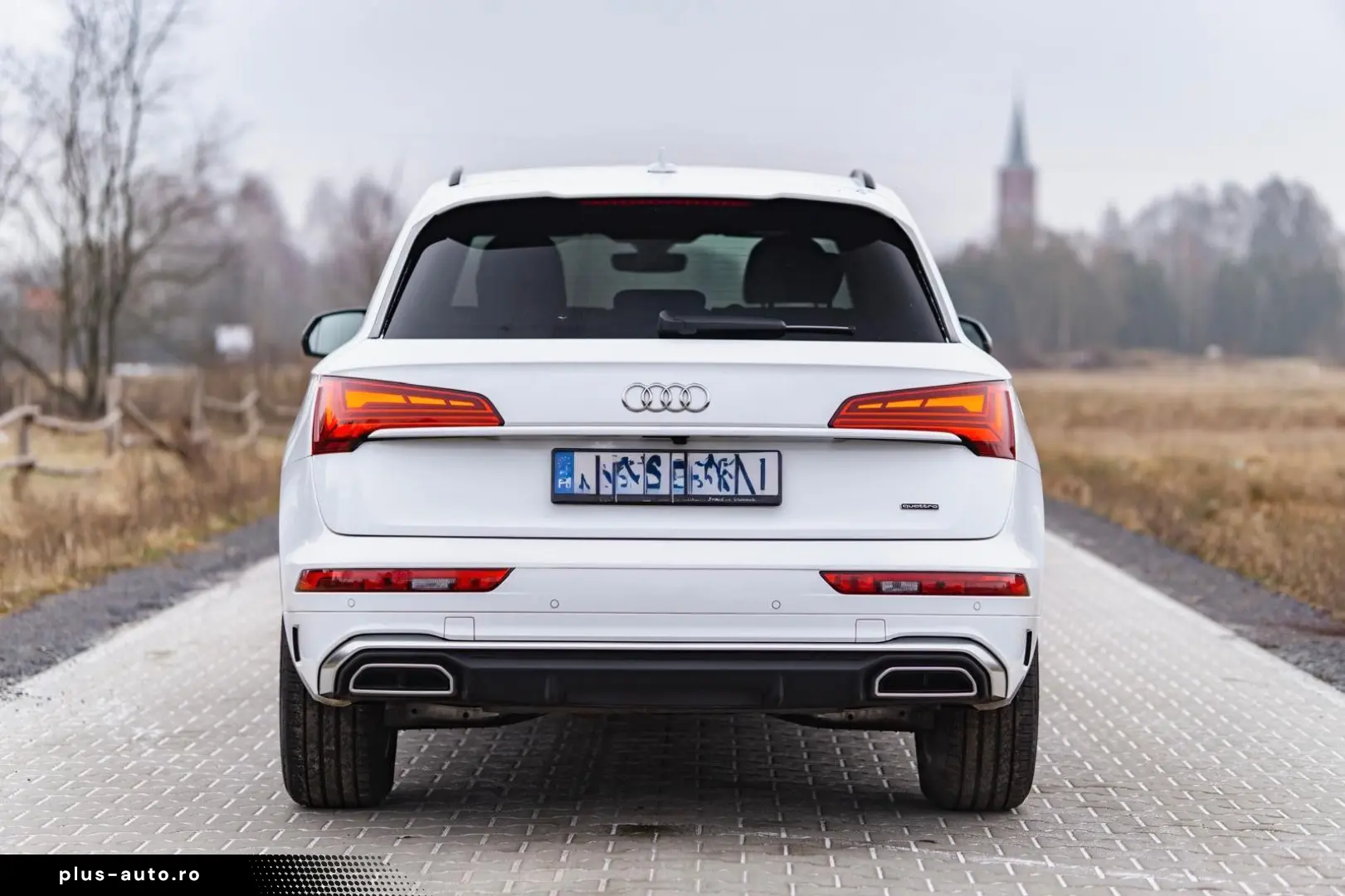 AUDI Q5 40 TFSI quattro S line Ambiente