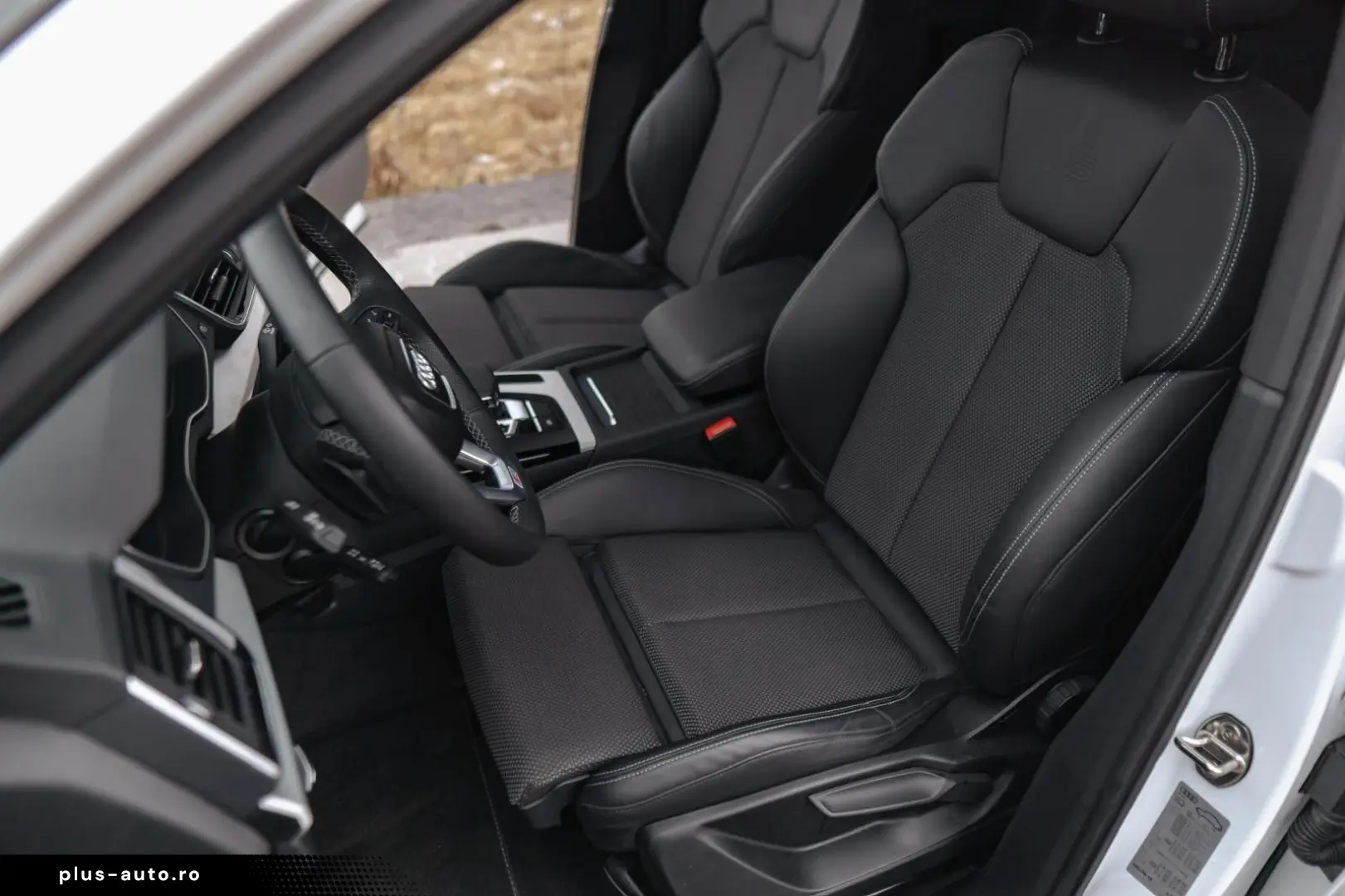 AUDI Q5 40 TFSI quattro S line Ambiente