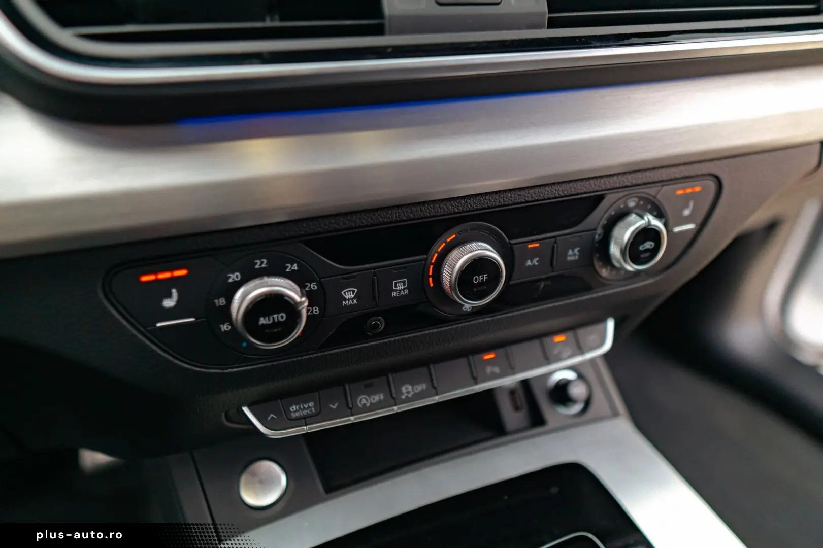 AUDI Q5 40 TFSI quattro S line Ambiente