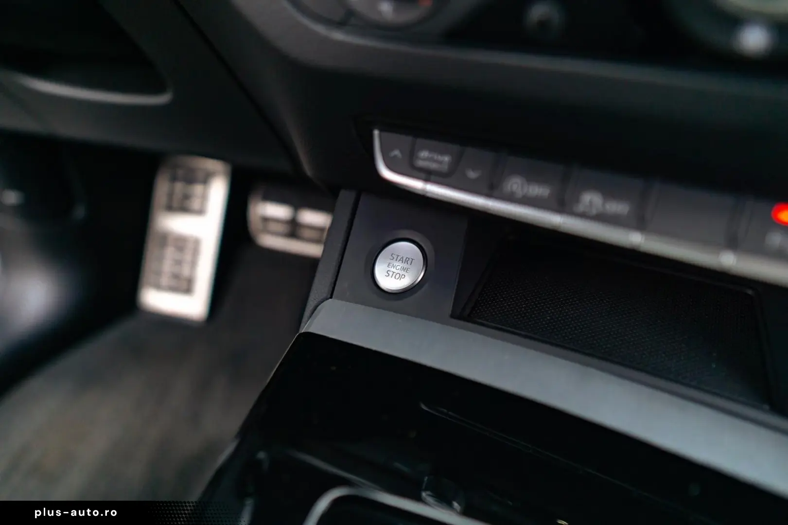 AUDI Q5 40 TFSI quattro S line Ambiente