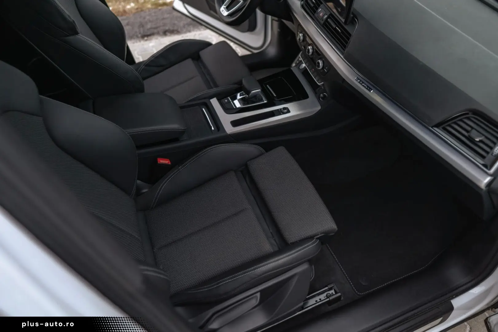 AUDI Q5 40 TFSI quattro S line Ambiente