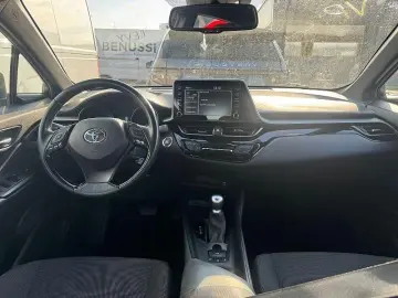 TOYOTA C-HR 1.8 Flow HEV